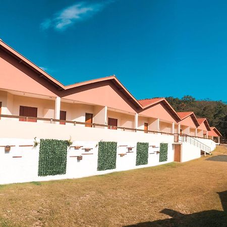 Pousada Flores Do Campo Águas de Lindóia Eksteriør billede