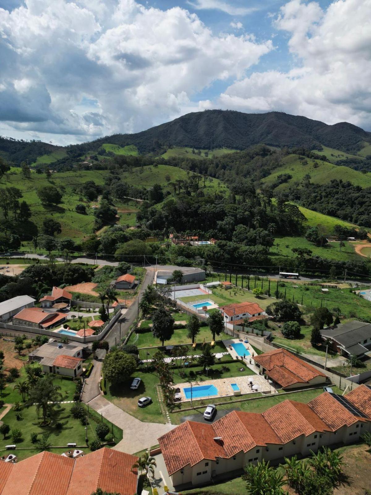 Pousada Flores Do Campo Águas de Lindóia Eksteriør billede